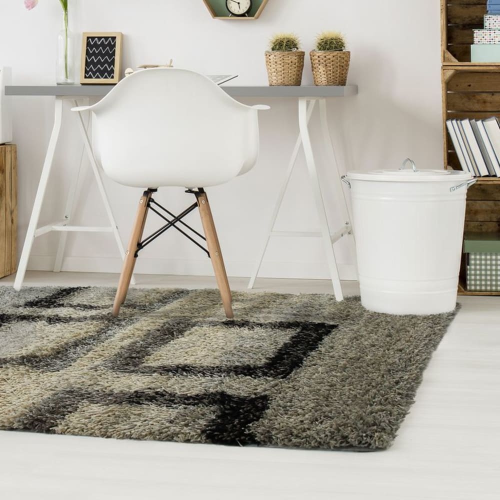 Tapis à poils longs motifs carrés gris 120x170 — vue 3