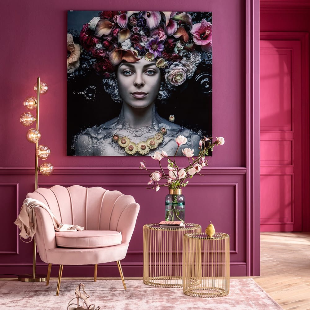 Tableau femme fleurs pastel en verre 120x120 - Maisons du Monde