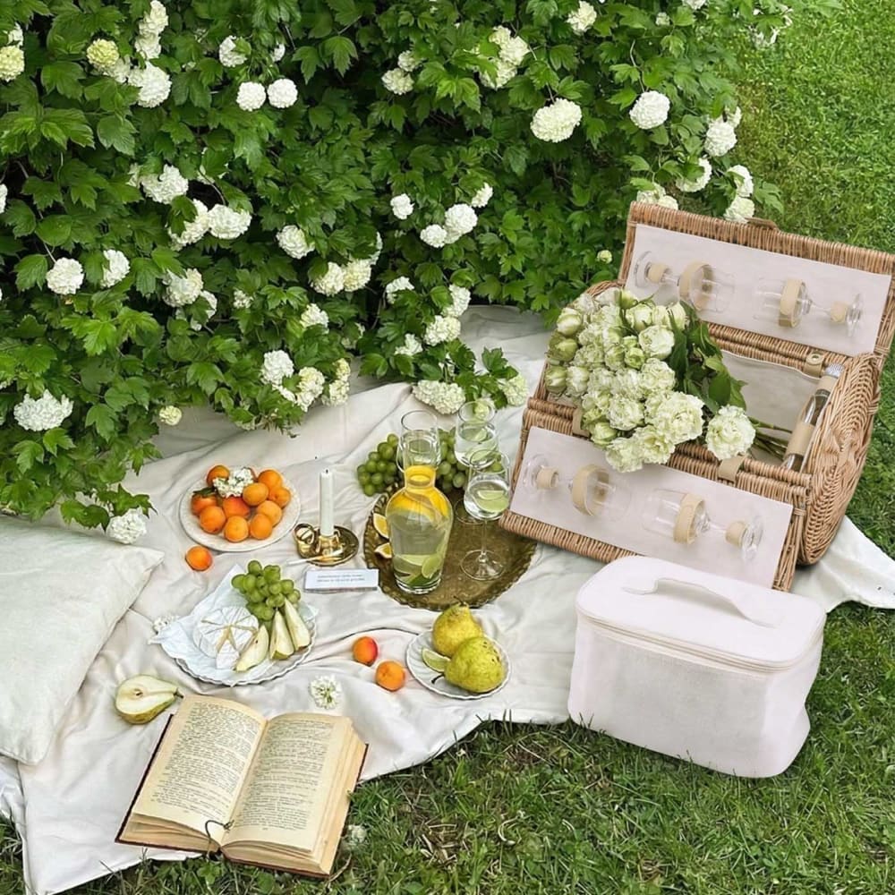 Cesta picnic de mimbre opera beige para 4 personas - Maisons du Monde