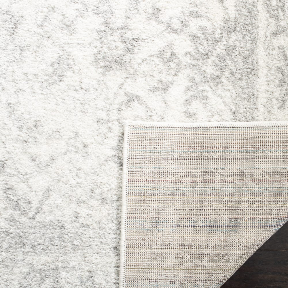 Tapis vintage patiné en polypropylène blanc/argent, 155 x 229 cm — vue 4