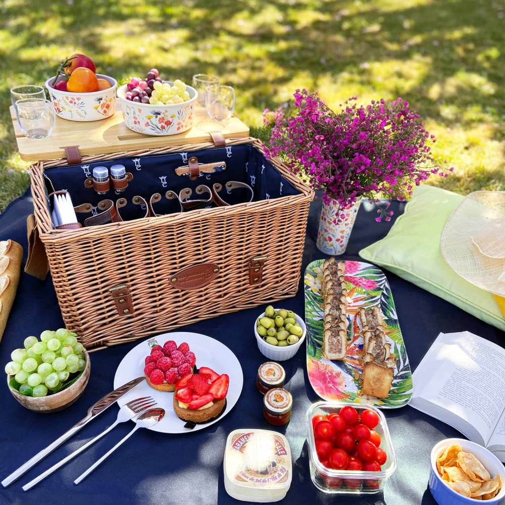 Cesta de picnic de mimbre y cuero saint-honoré azul 4 personas - Maisons du Monde