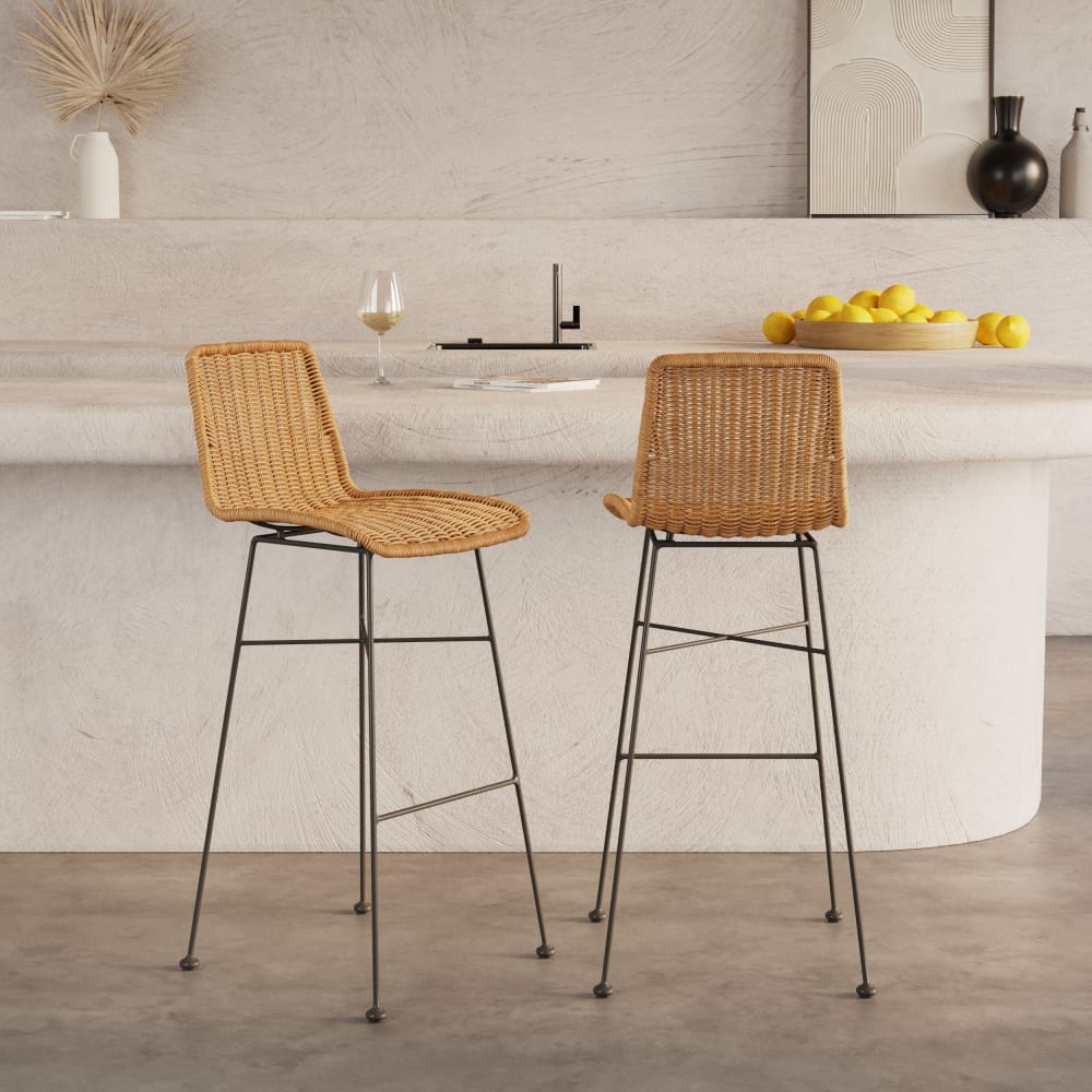 Lot de 2 chaises de bar mi-hauteur 63 cm en résine tressée marron