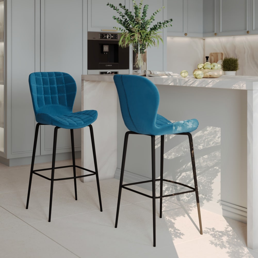 2er-Pack Barhocker 75 cm aus blauem Samt - Maisons Du Monde