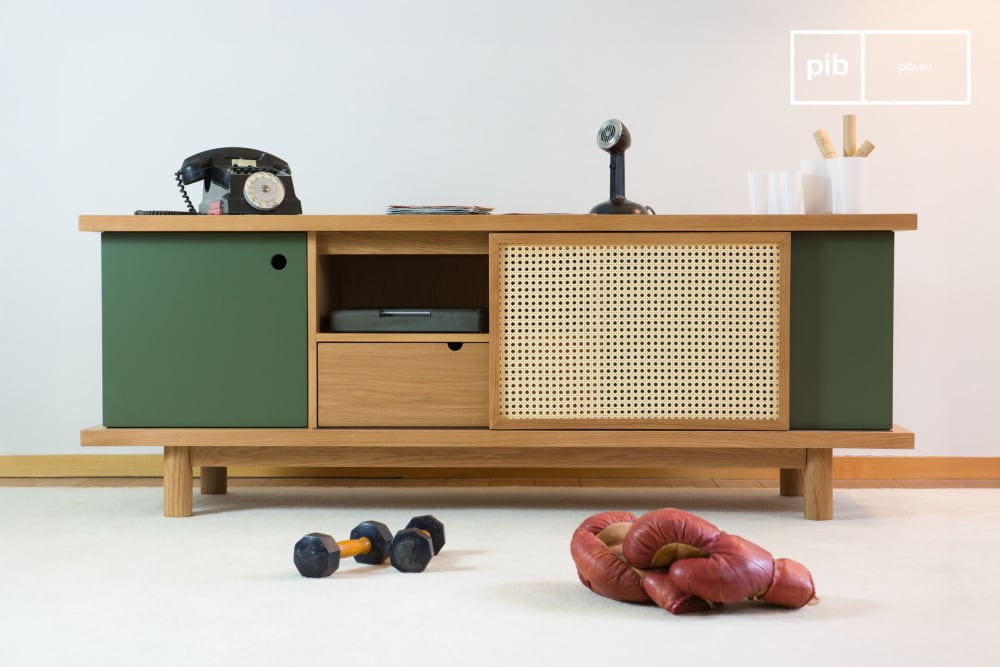 Aparador vintage de roble beige y verde