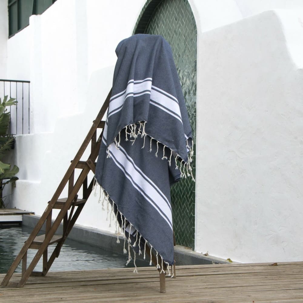 Fouta xxl coton 200x200 bleu jean - Maisons du Monde