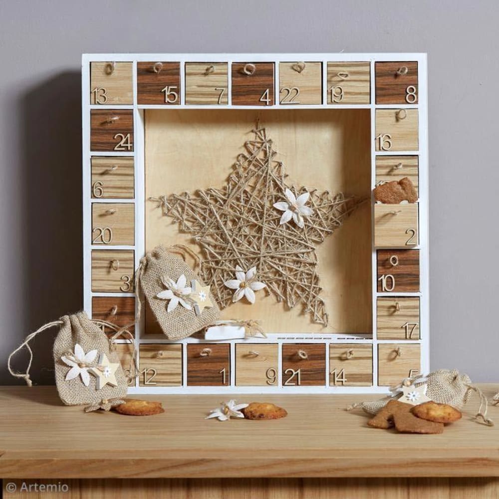 Calendrier de l'Avent bois carré 39x39cm - Maisons du Monde