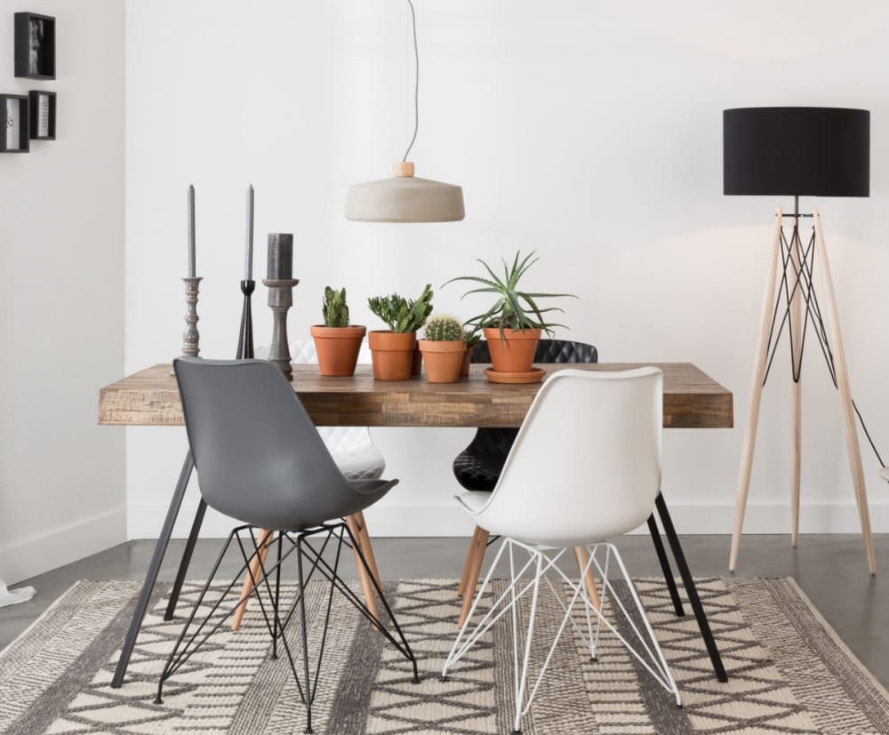 Esstisch aus recyceltem Teakholz und Stahl - Maisons Du Monde
