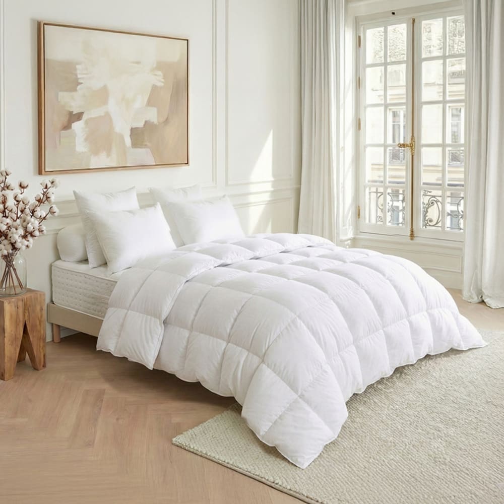 Couette chaude - 70% duvet d'oie 200x200 cm - Maisons du Monde