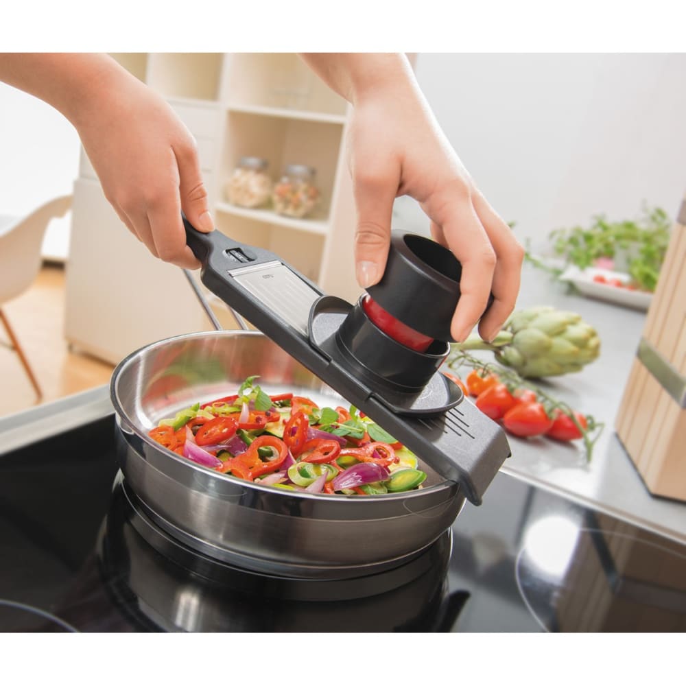 Mandoline à légumes réglable en acier inoxydable argent - Maisons du Monde