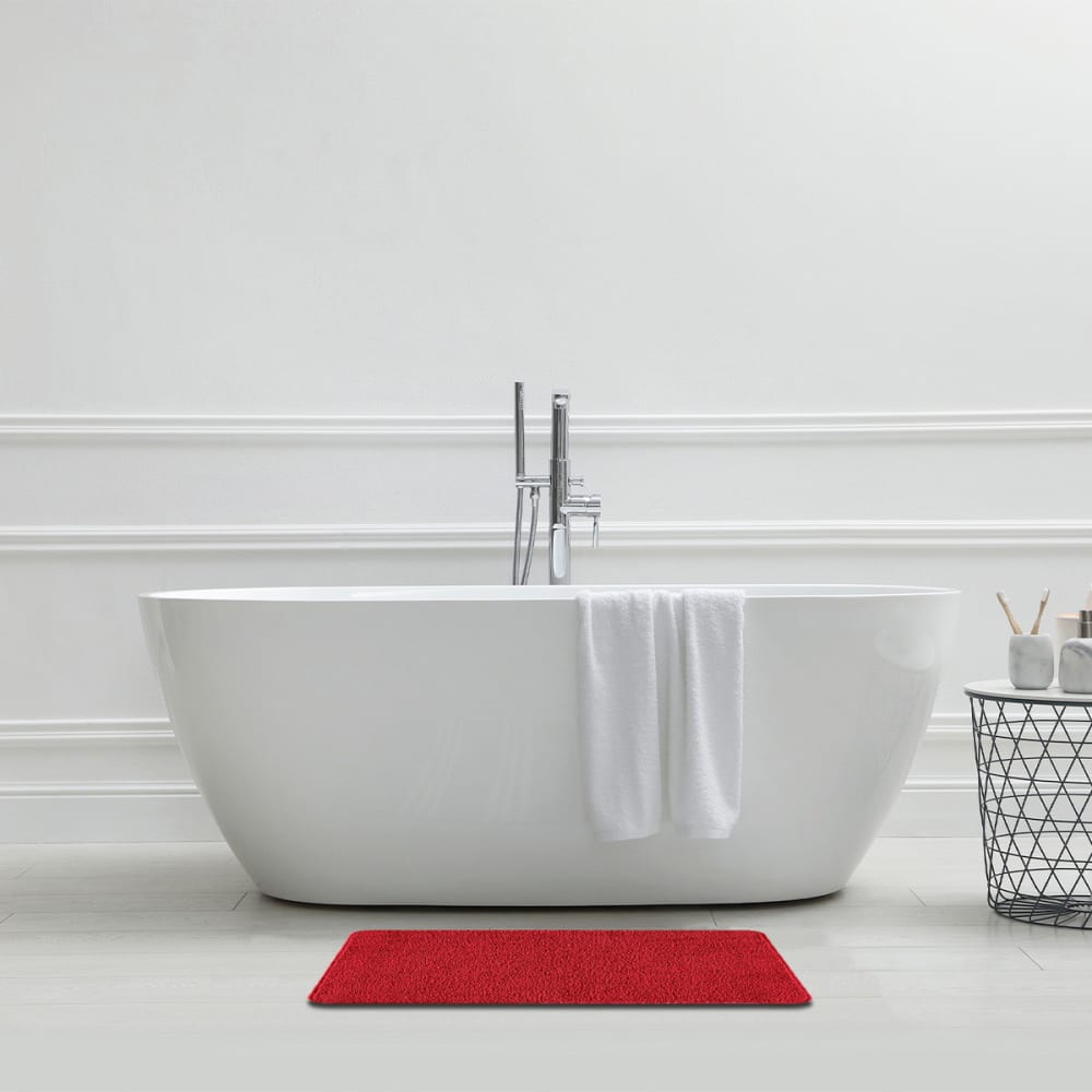 Tapis de bain uni 50x80 en polyester rouge 50x80cm - Maisons du Monde