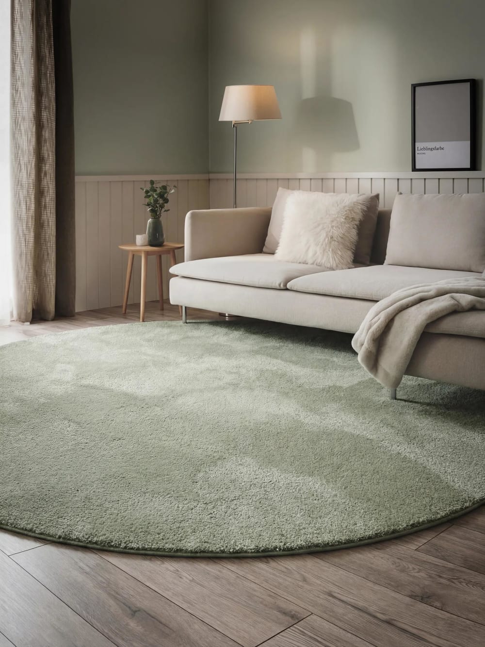 Tapis à poils longs rond vert clair D 160