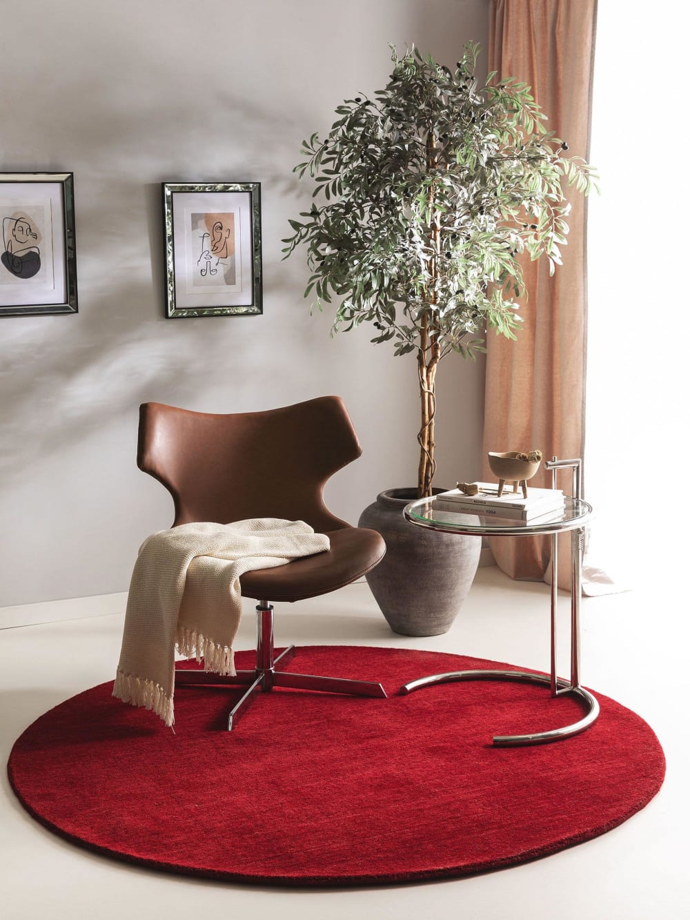 Tapis en laine rond rouge D 120 — vue 3
