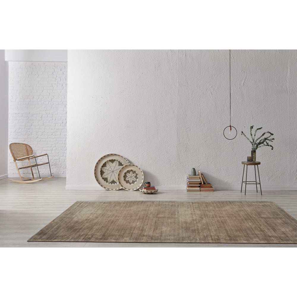 Tapis moderne fait main en Viskosetaupe 120x170 cm - Maisons du Monde