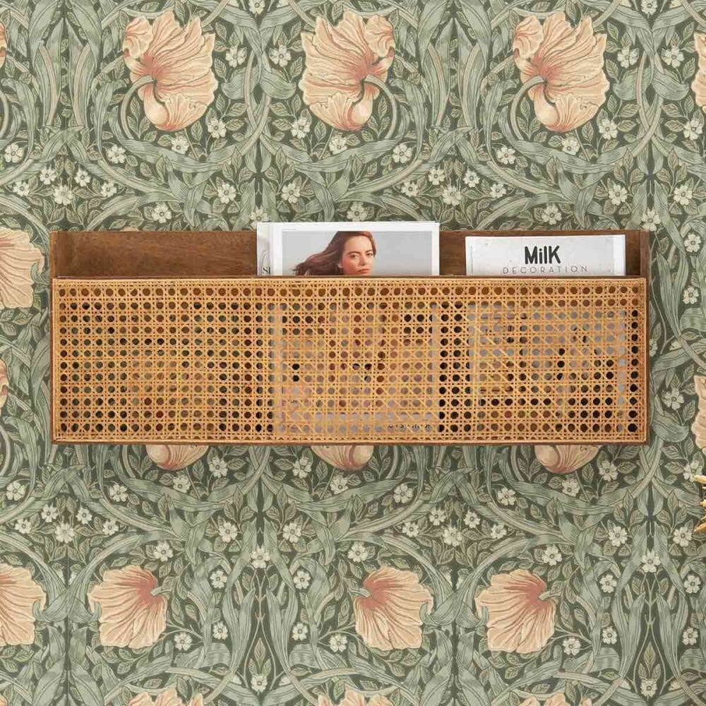 Porte-revues mural en manguier et cannage