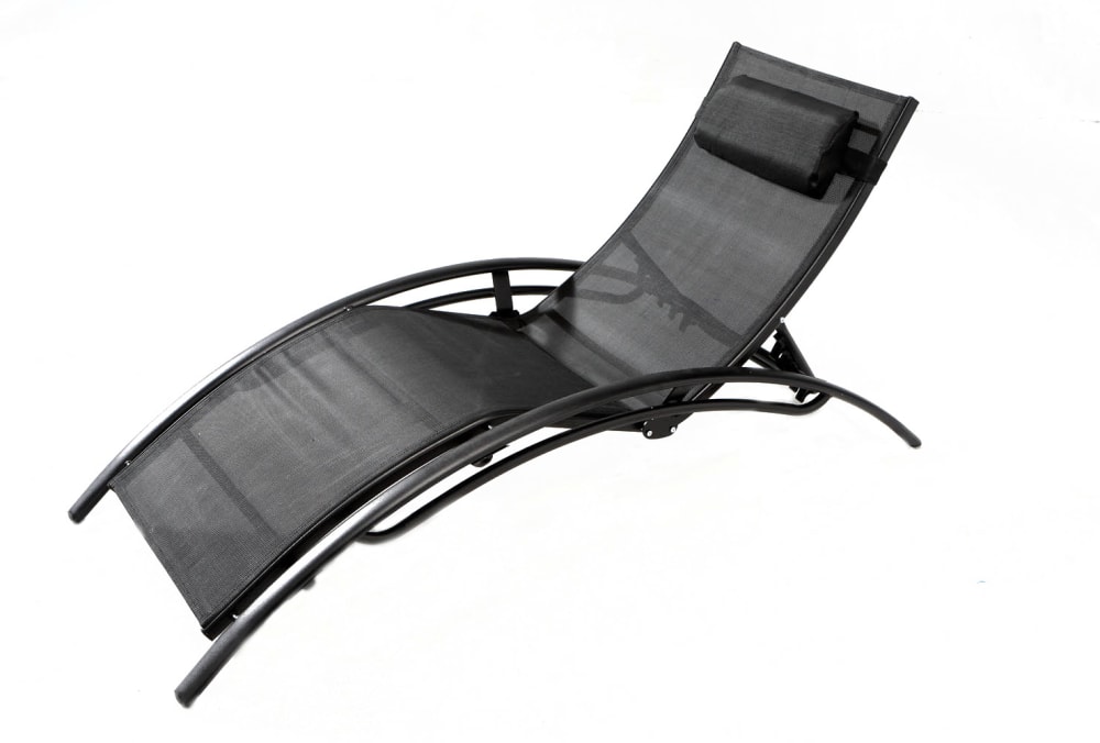 Transat ajustable et empilable avec pieds en acier noir