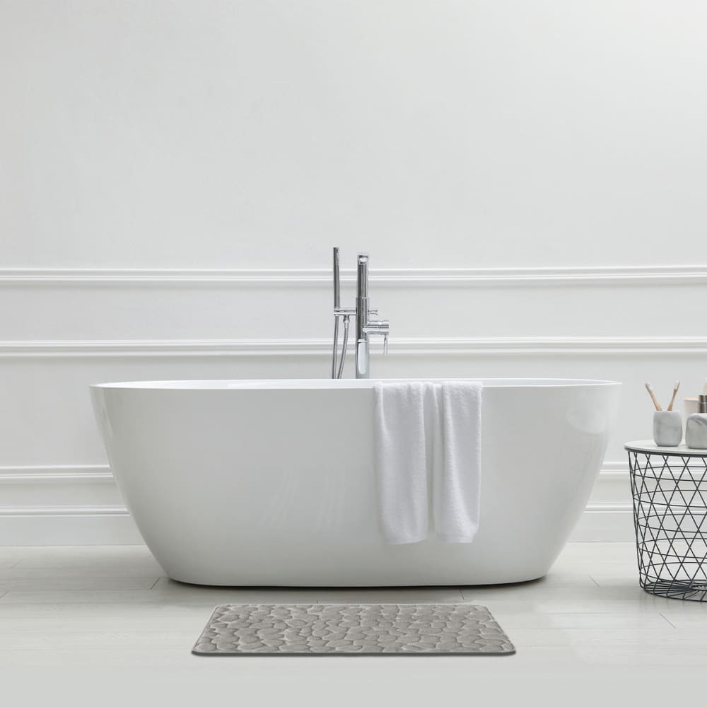 Tapis de bain galet à mémoire de forme perle 50x80cm - Maisons du Monde