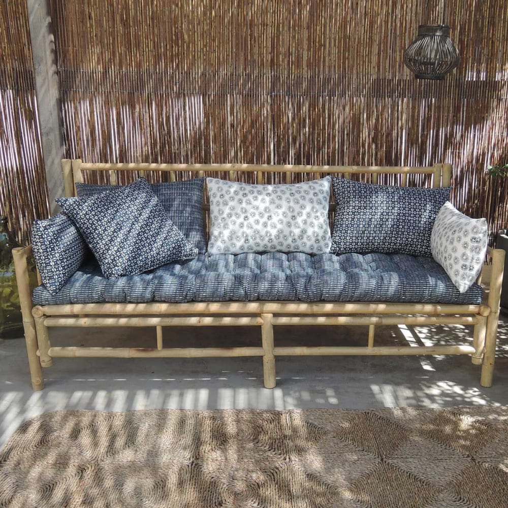 Matelas de sol coton block print imprimé blanc sur fond bleu de prusse