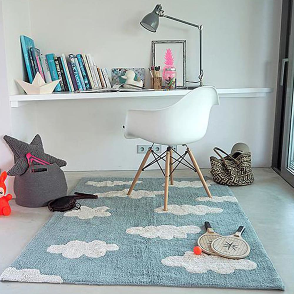 Tappeto lavabile in cotone blu nuvole 120x160 - Lorena Canals