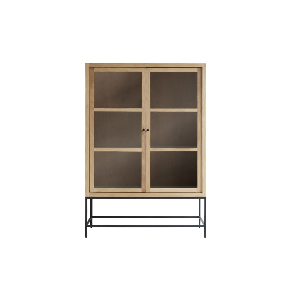 Hoher Vitrinenschrank aus massiver Eiche - Maisons Du Monde