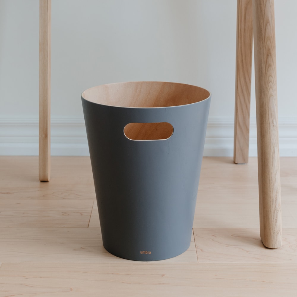 Corbeille bois 7.5L anthracite — vue 3