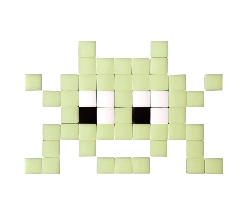 Mosaïque invaders en verre vert clair