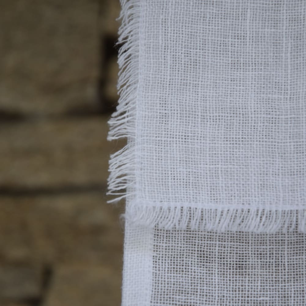 Estor de lino blanco con bordes deshilachados 45 X 70 cm - Maisons du Monde