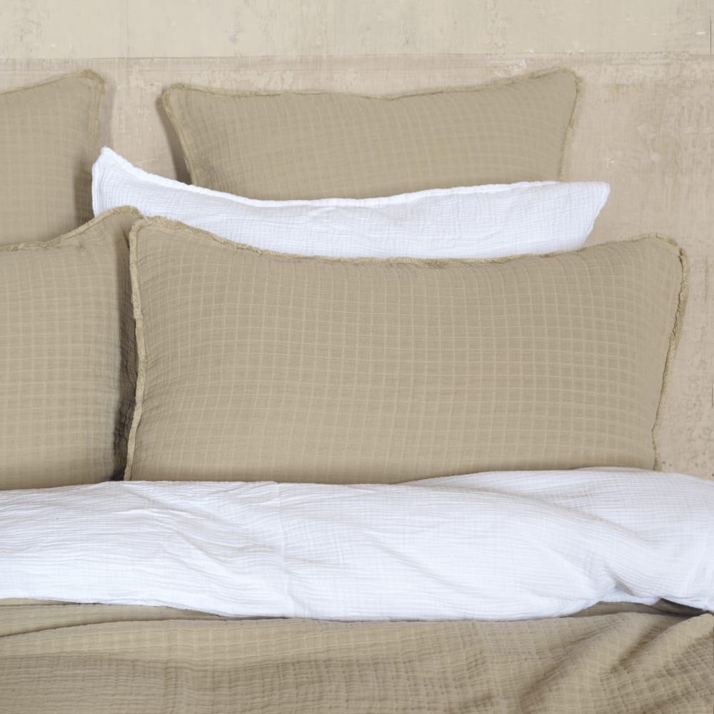 Housse de coussin gaze de coton mastic 50X70 CM - Maisons du Monde
