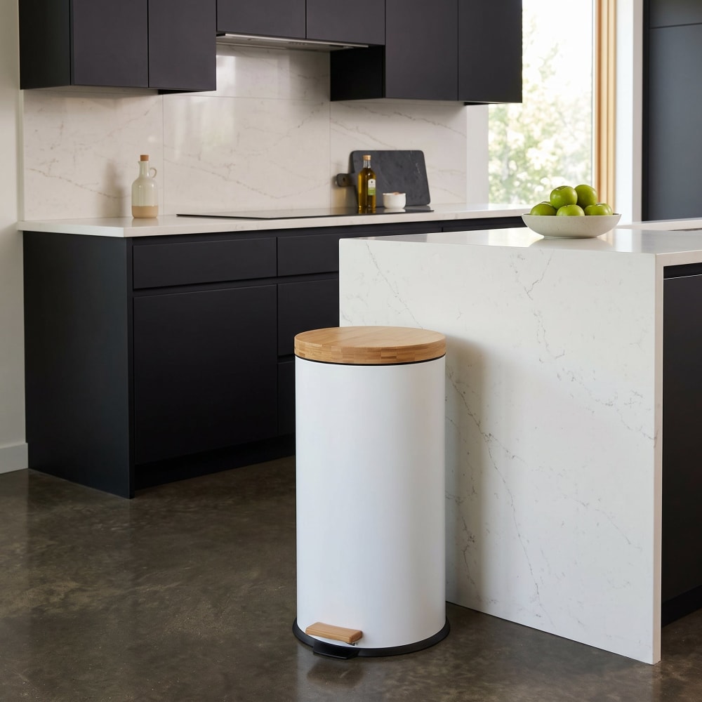 Kitchen Move Küchenmülleimer mit Pedal Weiss 30l style modern Weiß Stahl