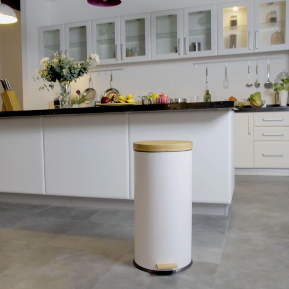 Poubelle de cuisine à pédale acier blanc 30l - Maisons du Monde