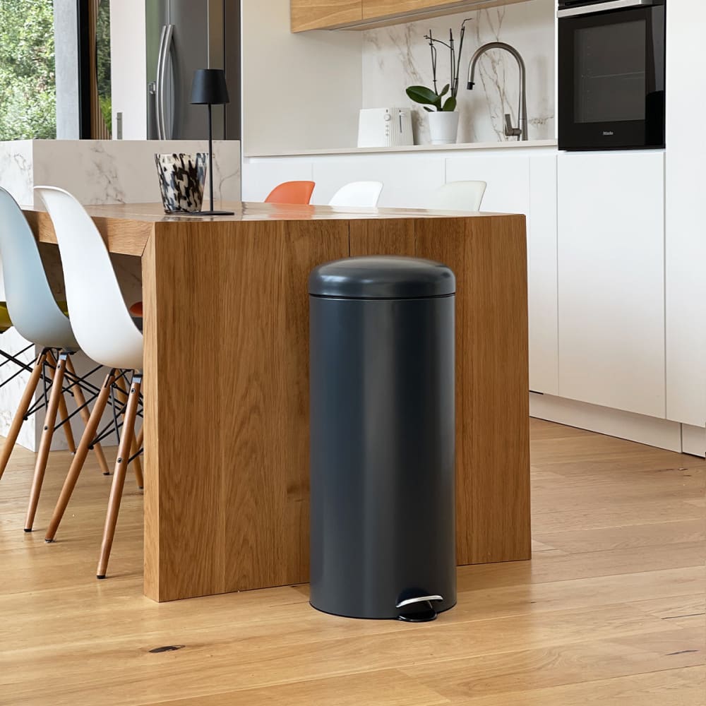 Cubo de basura de cocina de pedal gris 30l