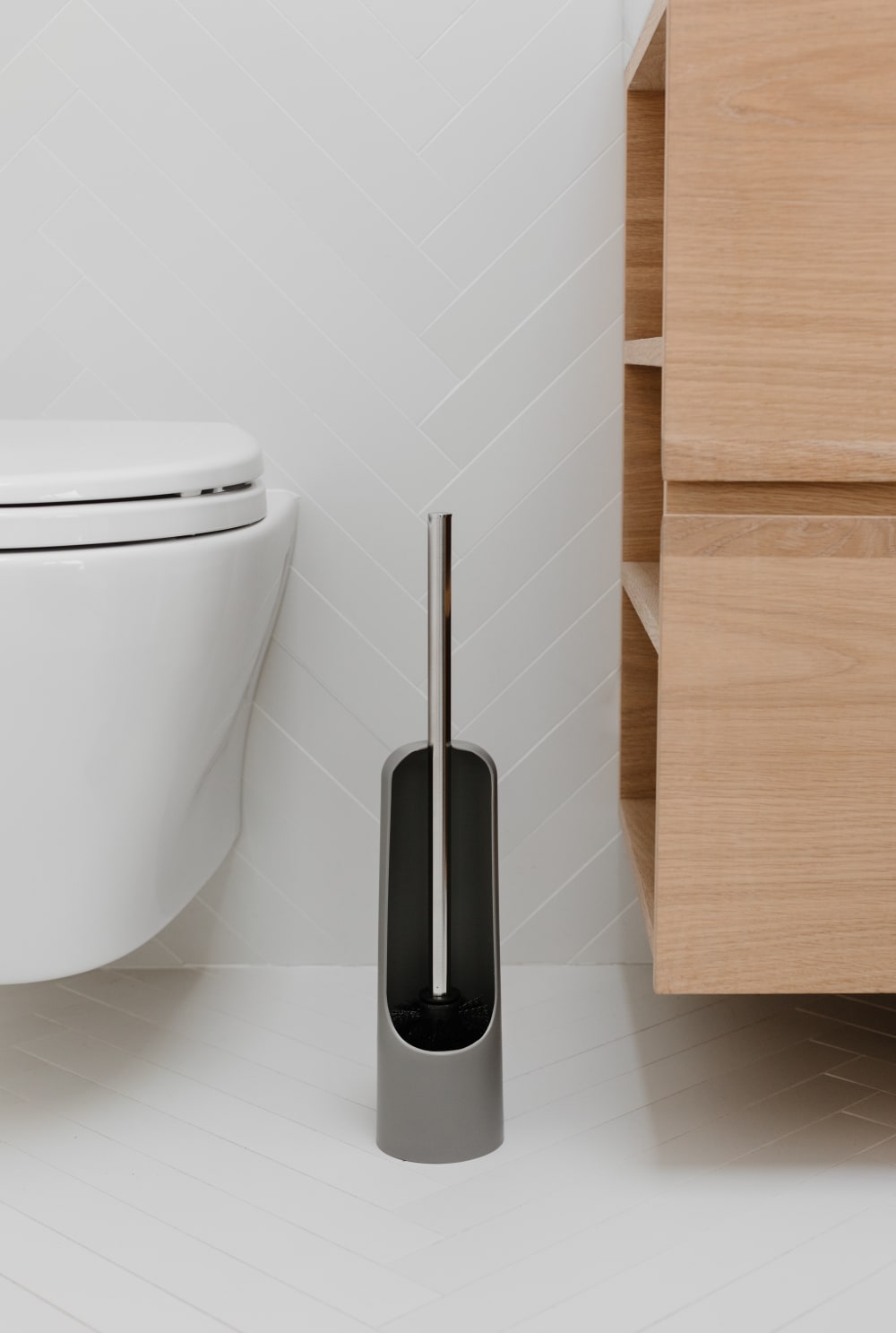 Porte-brosse à toilette, plastique moulé, gris - Maisons du Monde