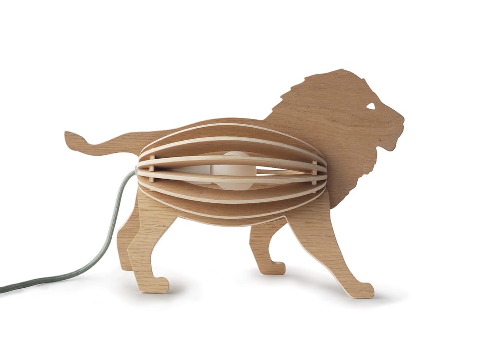 Lámpara de mesa león