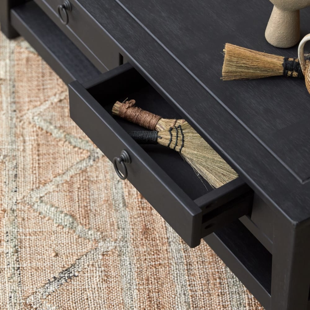 Couchtisch aus Kiefer massiv Thaki black 100 × 60 - Maisons Du