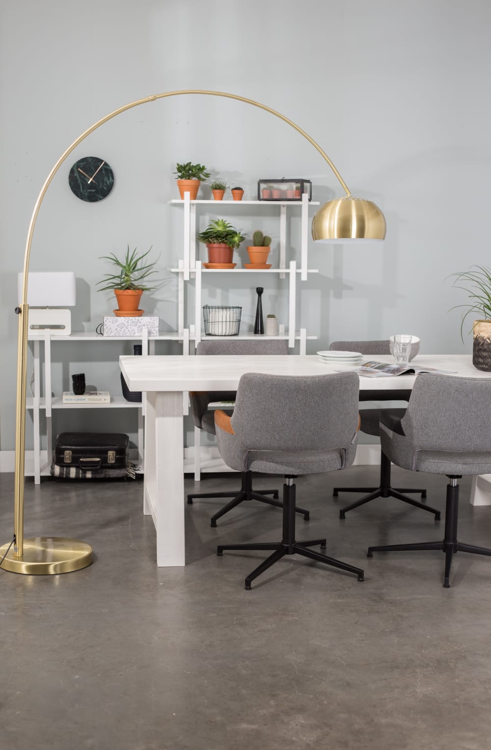 Stehlampe aus Metall, gold - Maisons Du Monde