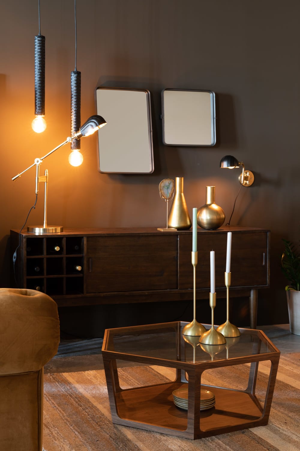 Table basse en verre et bois marron