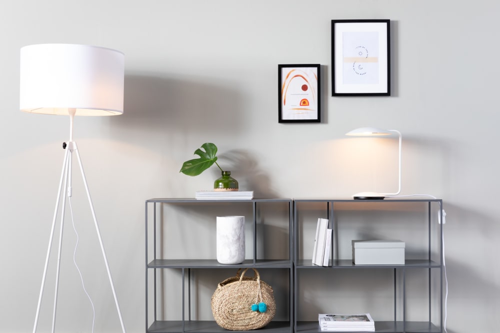 Lampe à poser en métal blanc - Maisons du Monde