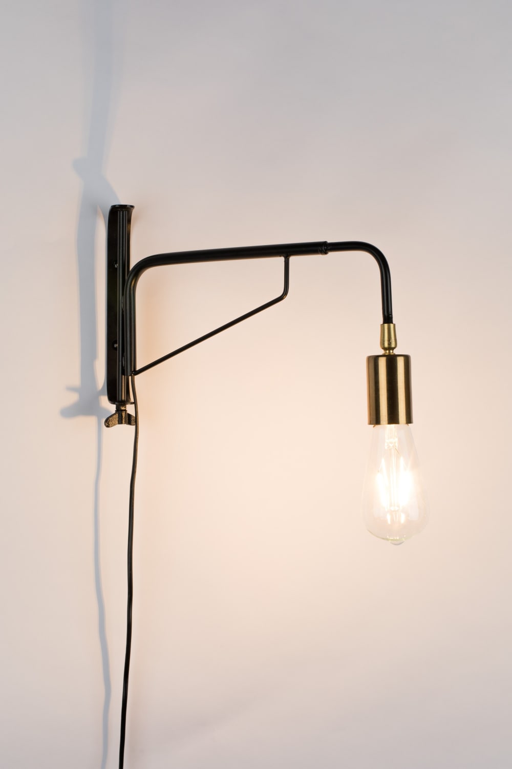 Lampada da parete in metallo dorato - White label