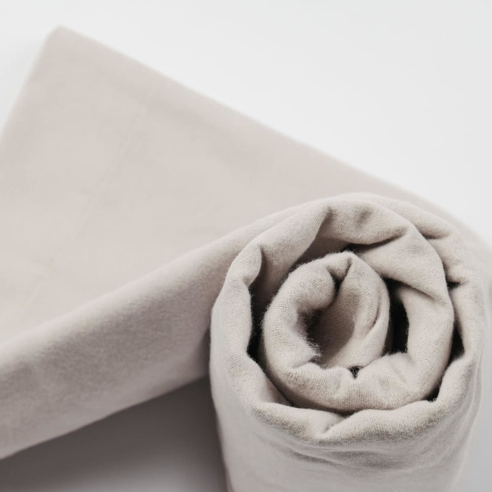 Drap housse flanelle en molleton blanc 200x200 cm — vue 3