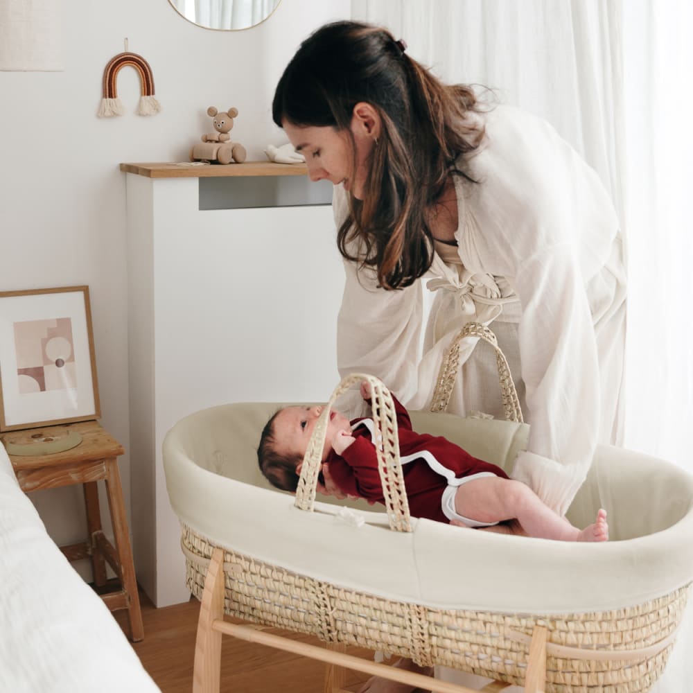 Couffin bébé avec Matelas, Habillage en Velours - Coton Bio - Crème (Premiers Moments) - Image 3
