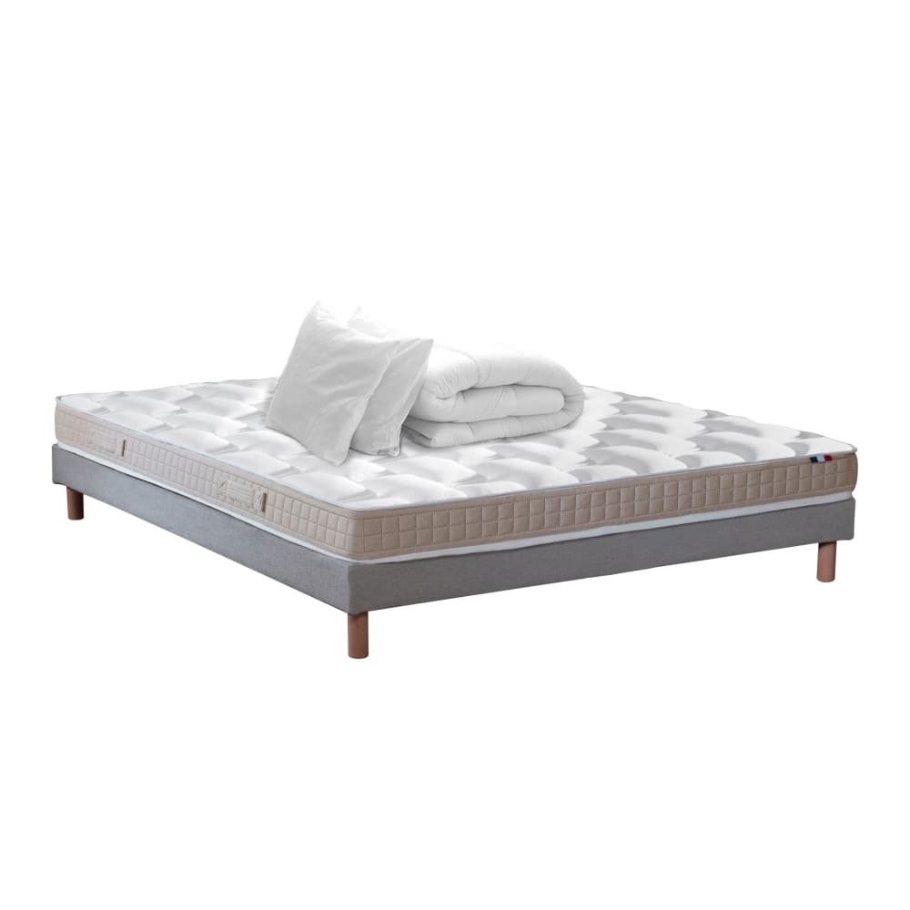 Pack Pr&ecirc;t &agrave; dormir : matelas + sommier + couette + oreillers 140x190