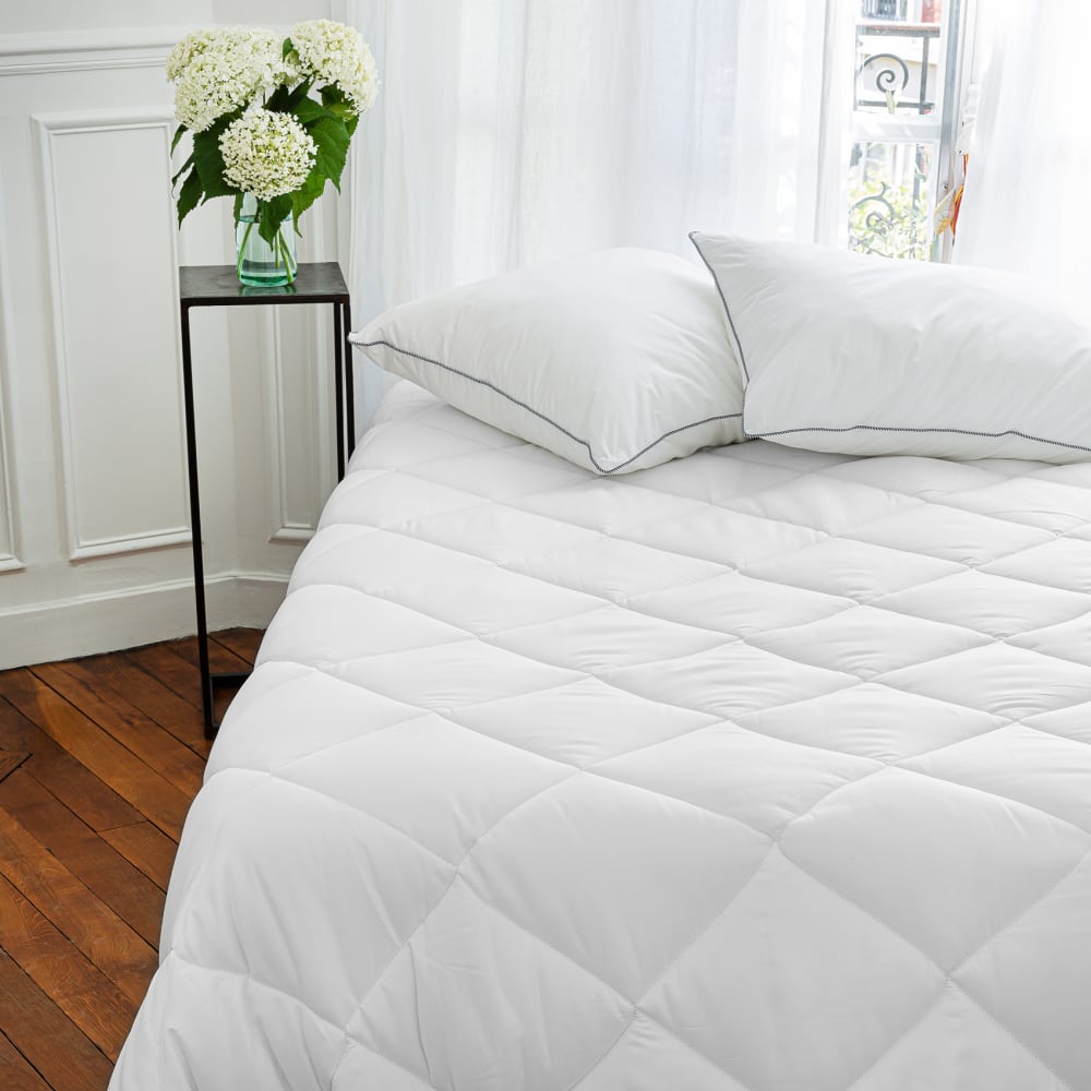 Toison d'Or Sommer-Mikrofaser-Bettdecke 200 gr style modern WEISS MIKROFASER Baby