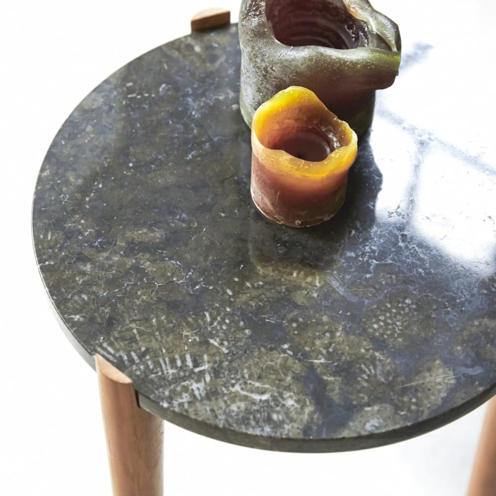 Nachttisch aus Teak und Marmor black - Maisons Du Monde