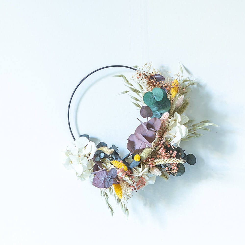 Couronne murale de fleurs séchées Hélène D50cm