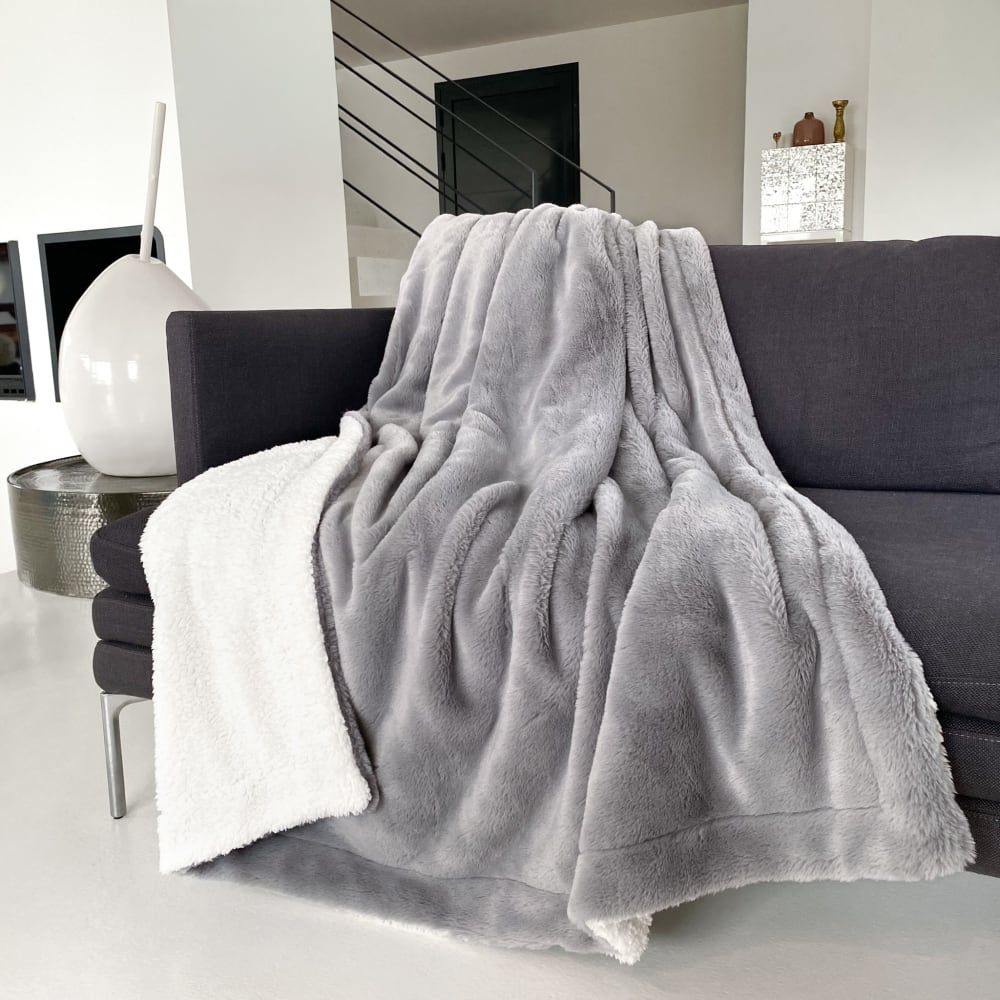 Plaid doublé imitation ''Lapin'' Cocoon gris clair 130x170cm