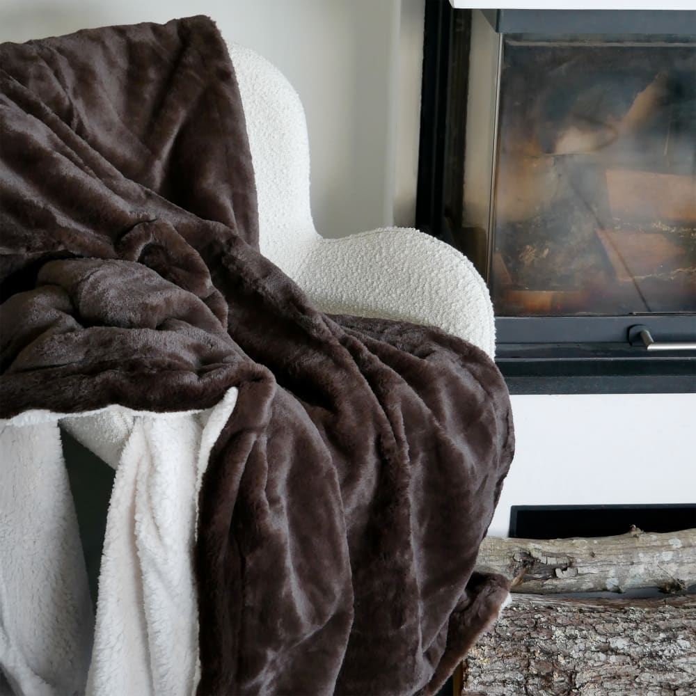 Plaid polaire doublé imitation "Lapin" Chocolat 130x170cm