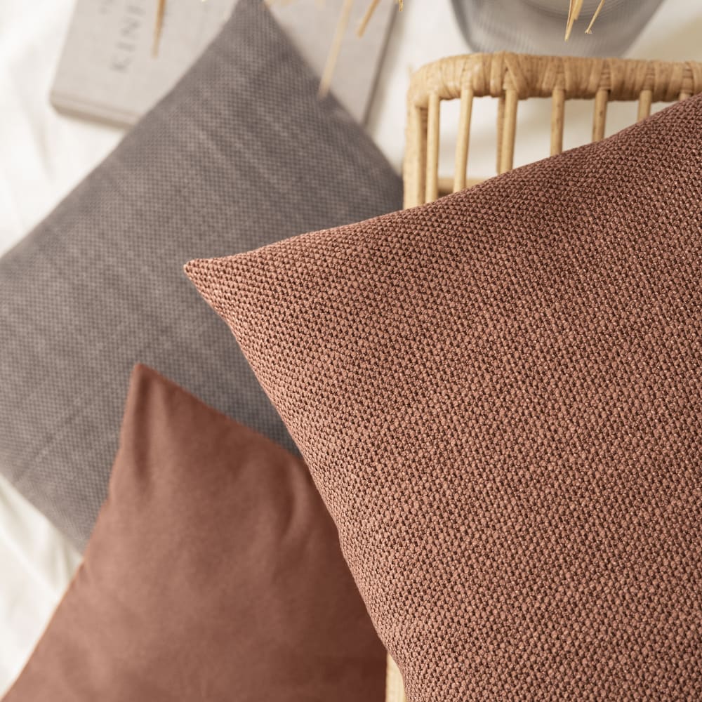 Housse de coussin jacquard uni brique 60x60 - Maisons du Monde