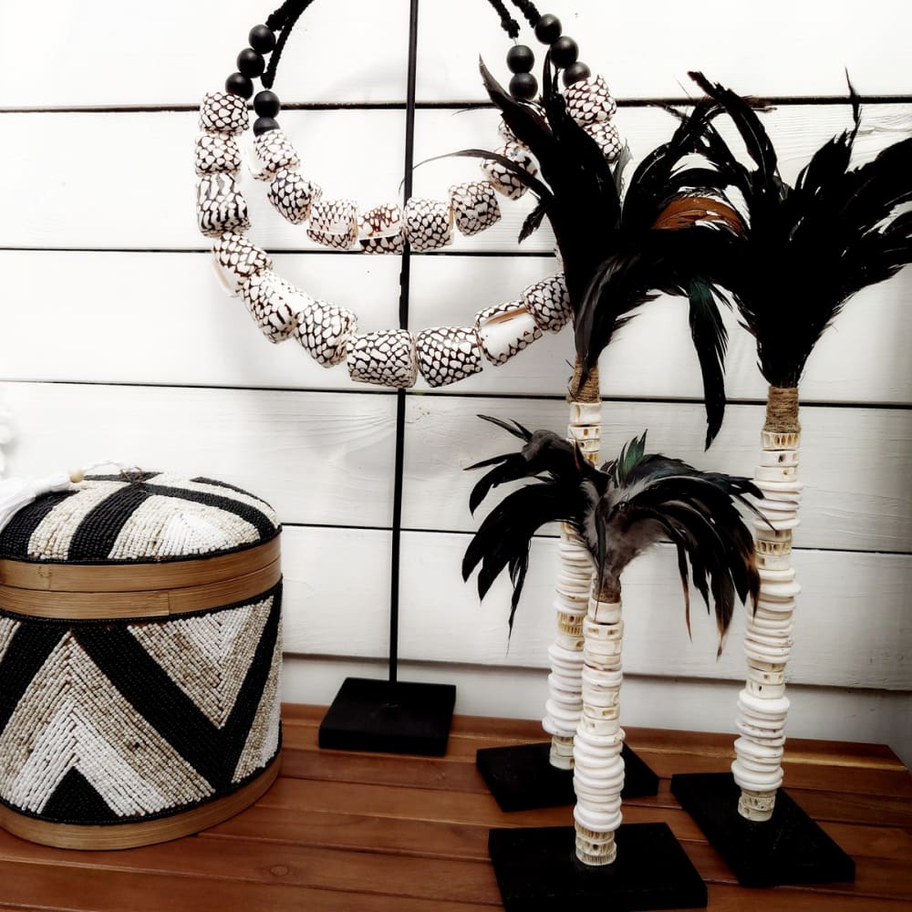 Collier en coquillages léopard, blanc/marron D32 cm