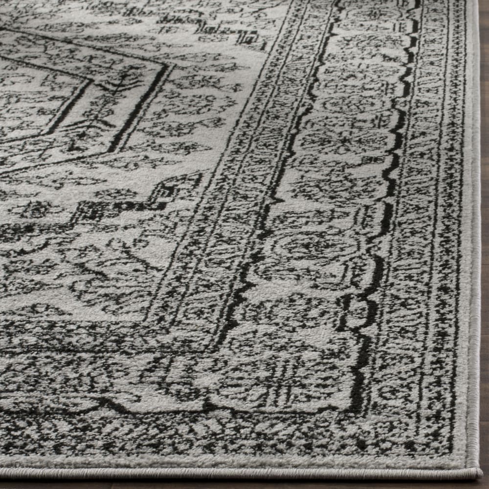 Tapis médaillon en polypropylène argent/noir, 122 x 183 cm — vue 4