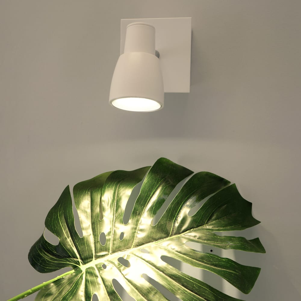 Spot mural led simple orientable en aluminium finition blanc mat — vue 3