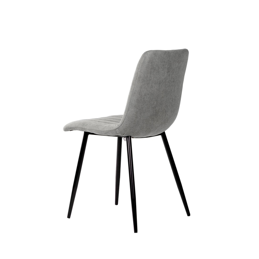 Silla de comedor acolchada gris claro con patas negras - Maisons du Monde